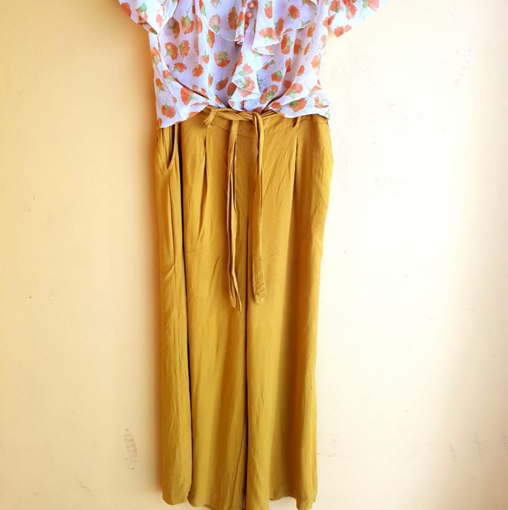 Blouse, trousers as a gift